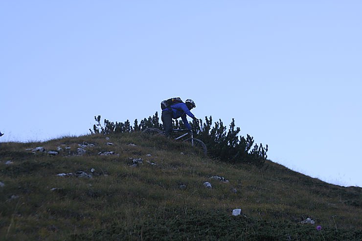 Mike auf der suche nach dem richtigen Weg.