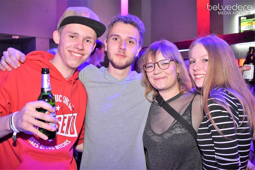 Party im Jugendclubhaus in Nordhausen - der Samstag