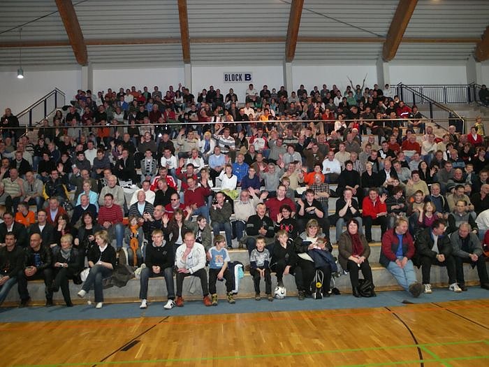 Legenden in der Wiedigsburghalle