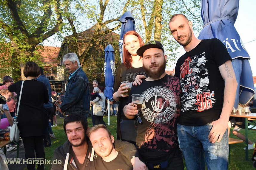 Osterfeuer in NDH Salza