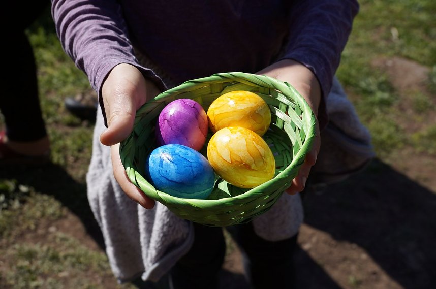 Ostereiersuche auf der Ebersburg