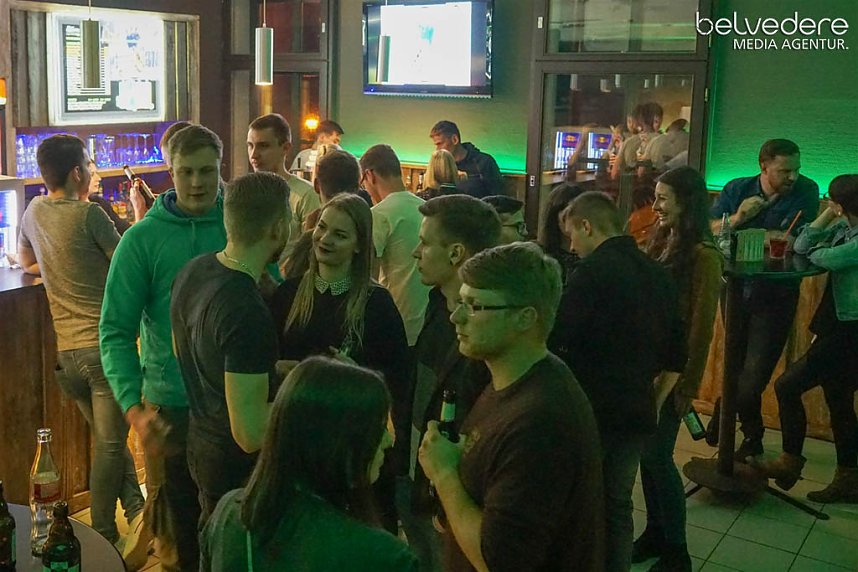 Party im Jugendclubhaus in Nordhausen - der Samstag