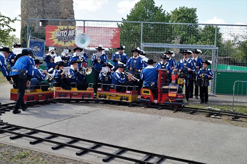 Autofr&uuml;hling 2019