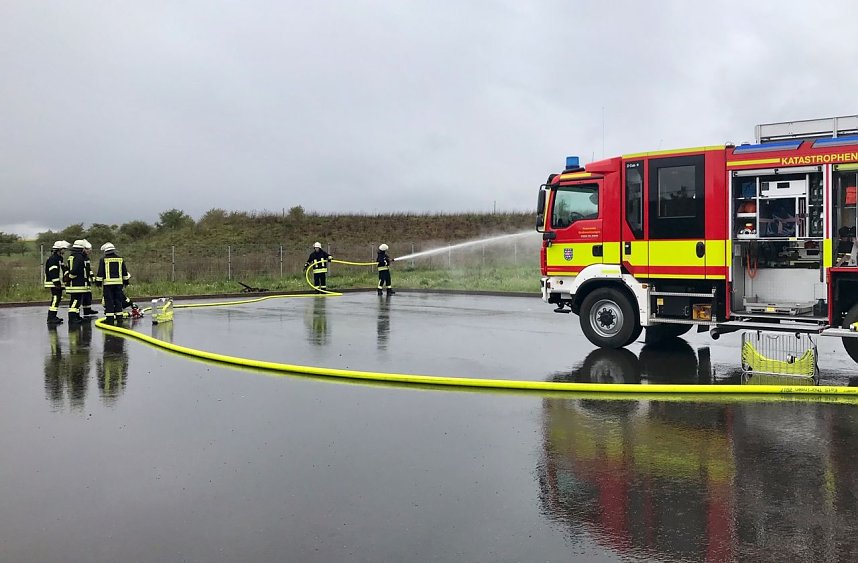 Erfolgreicher Grundlehrgang f&uuml;r 19 Feuerwehrleute