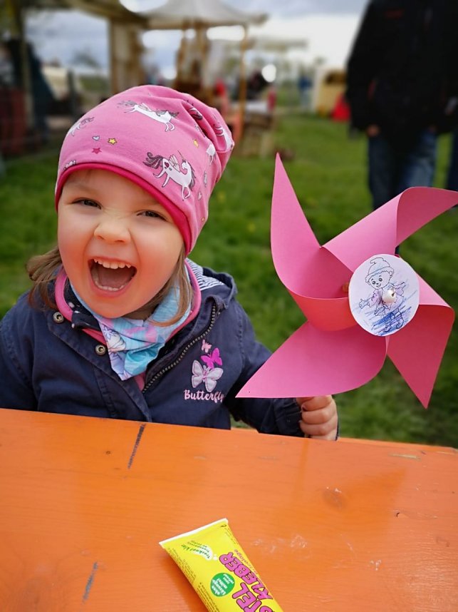 Windm&uuml;hlenbasteln beim L&auml;mmerfest