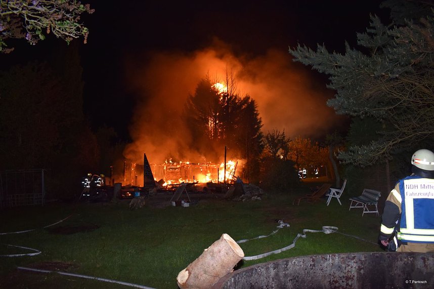 Gartenlaube abgebrannt