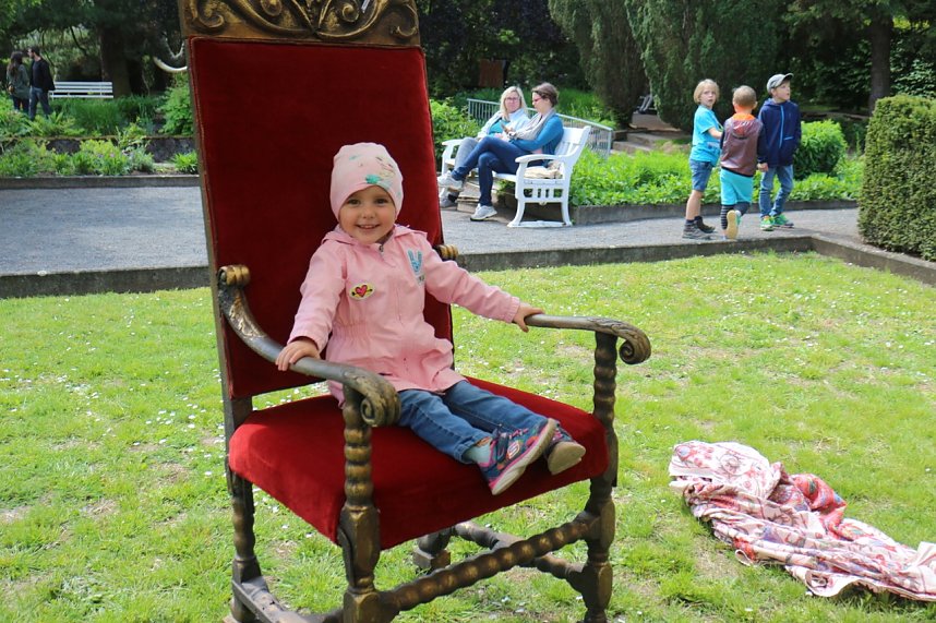 M&auml;rchenpicknick im Meyenburg-Park