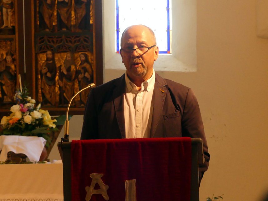 Bielen feiert seine wiederhergestellte Kanzel