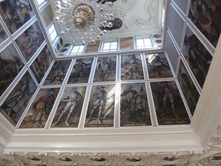 Schloss, Waffen, Haflinger, Reiterspiele, Stutenmilchlik&ouml;r