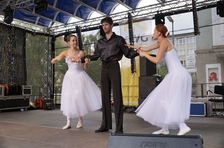 Tanzstudio Radeva beim Rolandsfest