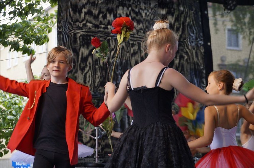 Tanzstudio Radeva beim Rolandsfest