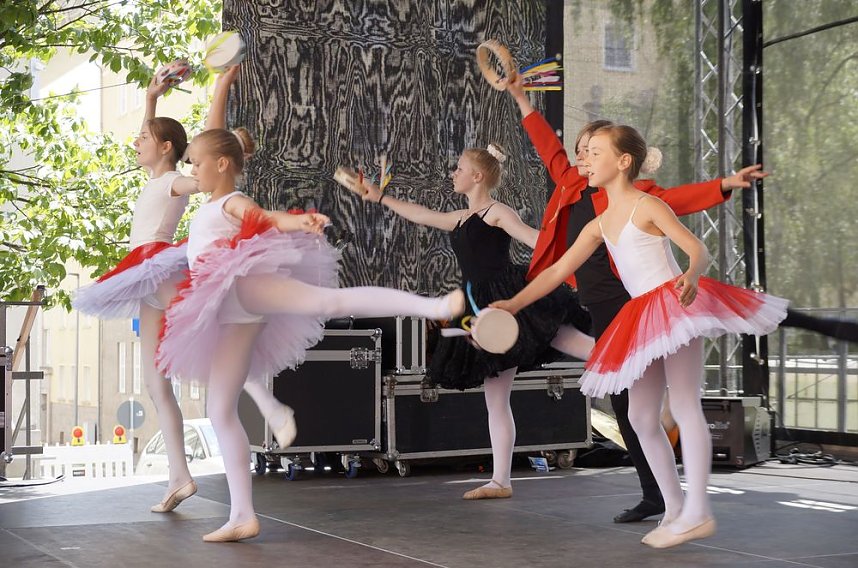 Tanzstudio Radeva beim Rolandsfest