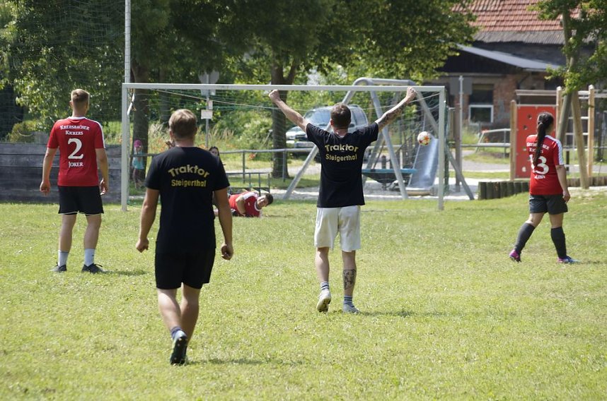 Sportliche Action in der Schellenbergarena