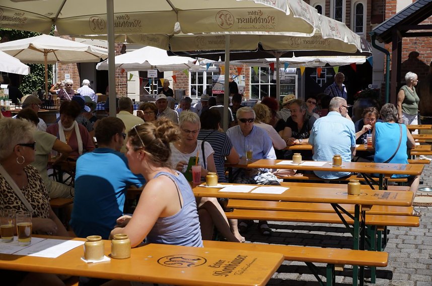 Hof- und Genussmarkt in der Traditionsbrennerei