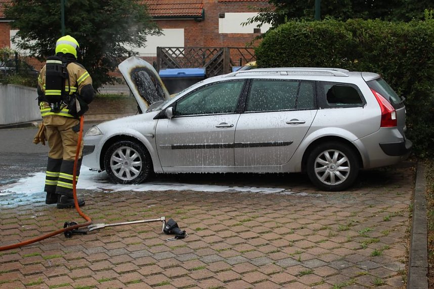 Rauch aus dem Motorraum