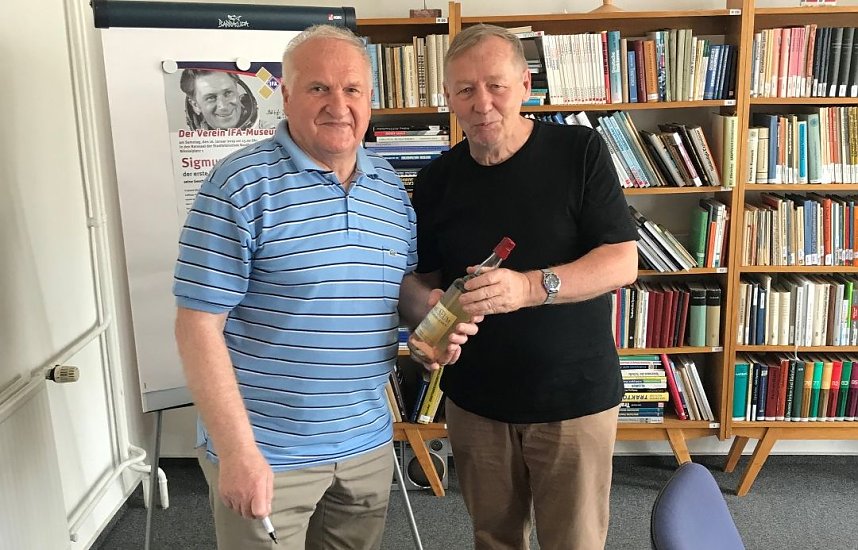 Kosmonaut Victor Afanasiev in Nordhausen