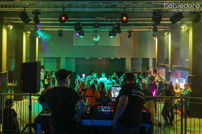 Party im Jugendclubhaus in Nordhausen - der Samstag