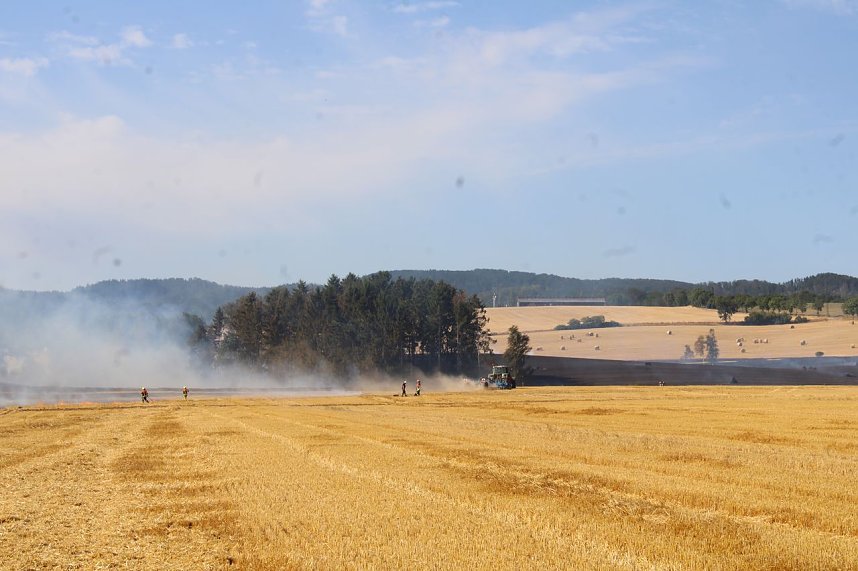 Gro&szlig;brand zwischen Ellrich und Werna
