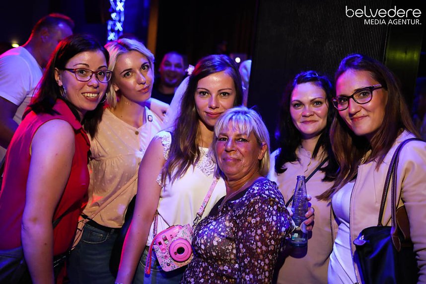 Party im Jugendclubhaus in Nordhausen - der Samstag