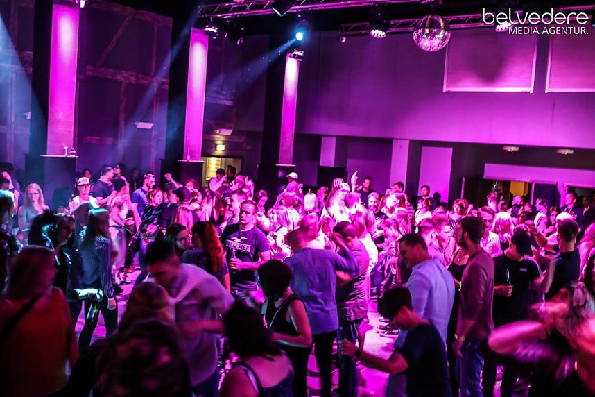 Party im Jugendclubhaus in Nordhausen - der Samstag