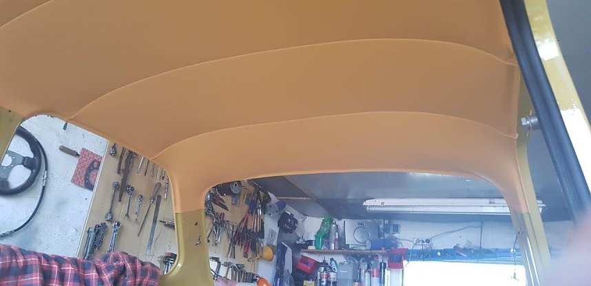 Liebevoll wieder hergerichtet: der alte Trabant 601, alias "H&ouml;rbi"