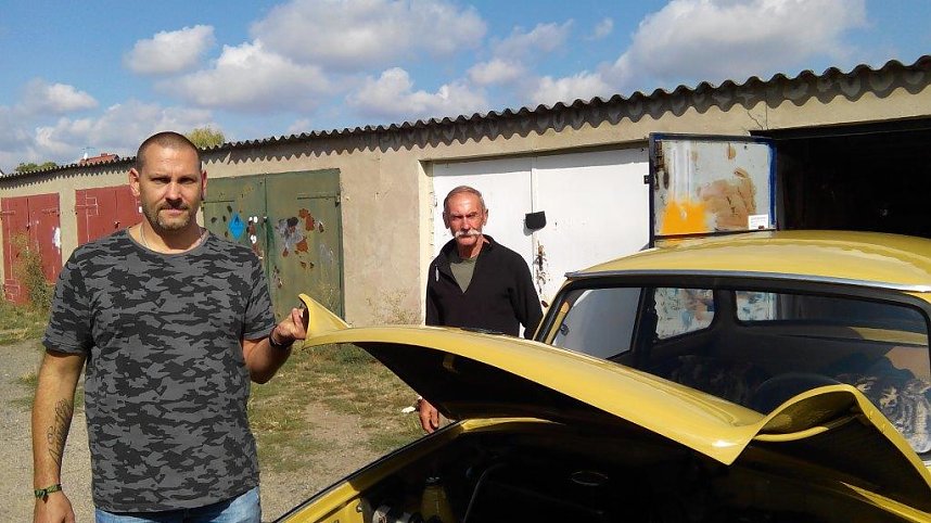 Liebevoll wieder hergerichtet: der alte Trabant 601, alias "H&ouml;rbi"