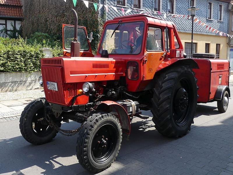Gro&szlig;er Umzug zum Ellricher Sch&uuml;tzenfest