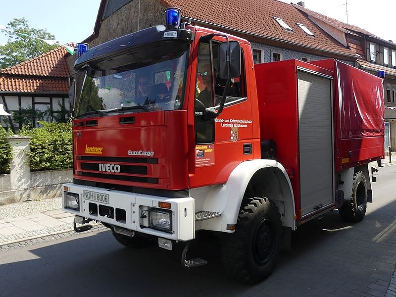 Gro&szlig;er Umzug zum Ellricher Sch&uuml;tzenfest