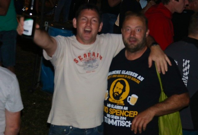 Ausgelassen gefeiert