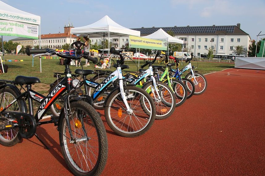 Schulanfangsaktionstag auf dem Hohekreuz-Sportplatz