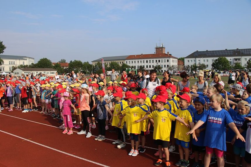 Schulanfangsaktionstag auf dem Hohekreuz-Sportplatz