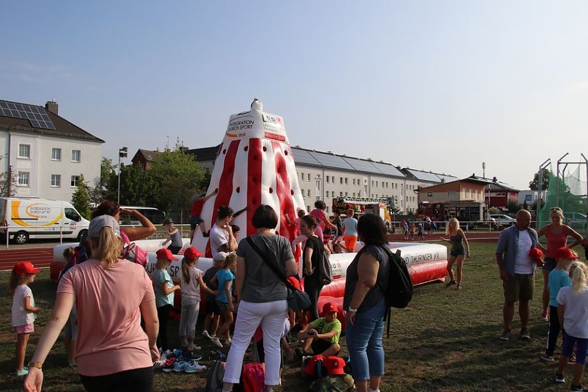Schulanfangsaktionstag auf dem Hohekreuz-Sportplatz