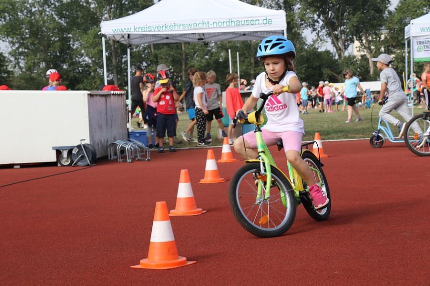 Schulanfangsaktionstag auf dem Hohekreuz-Sportplatz