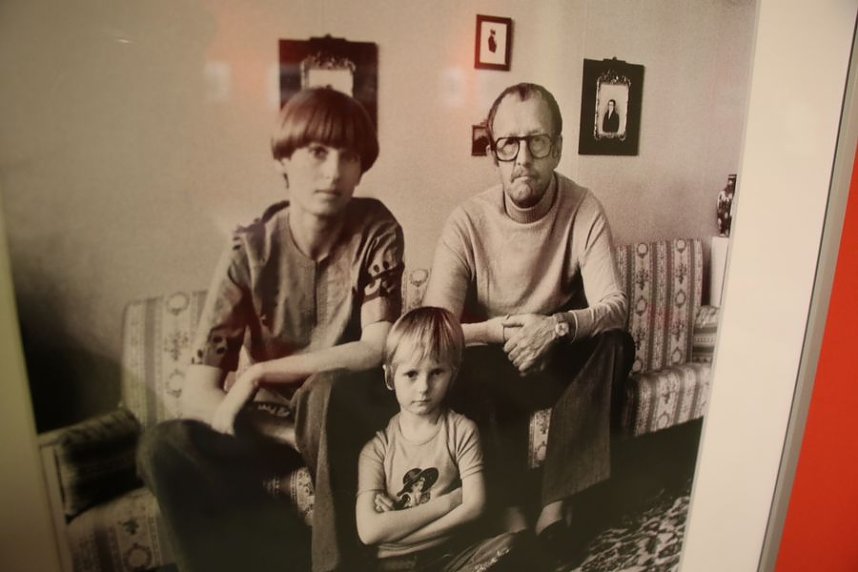 In den Wohnzimmern Ostdeutschlands - Fotoausstellung in der Flohburg