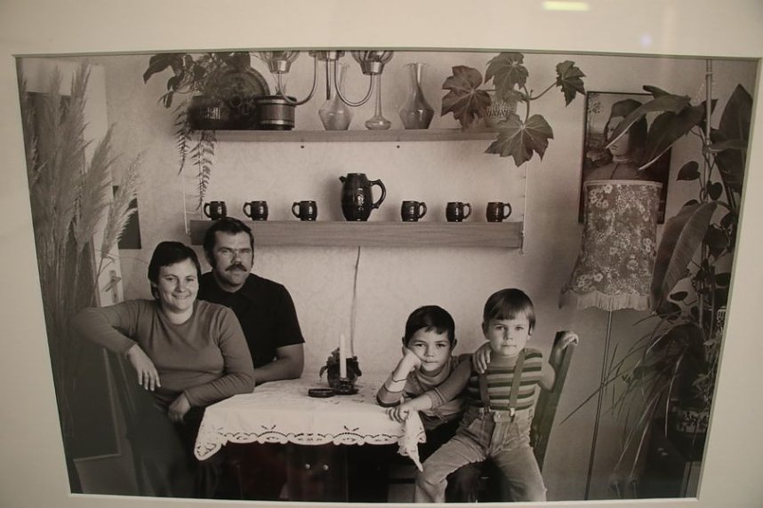 In den Wohnzimmern Ostdeutschlands - Fotoausstellung in der Flohburg