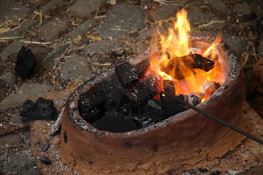 Arch&auml;ologie zum Anfassen beim Heringer Schlossfest