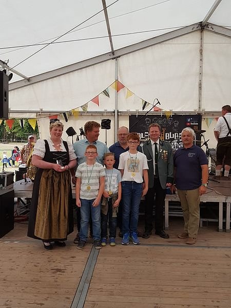 925 + 1 - letzter Festtag in Kehmstedt