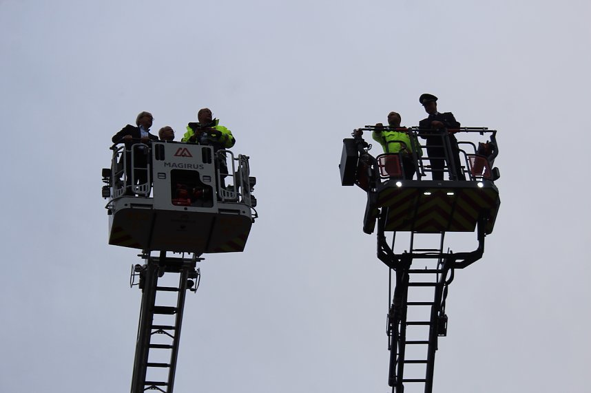 Drehleiter&uuml;bergabe Bleicherode