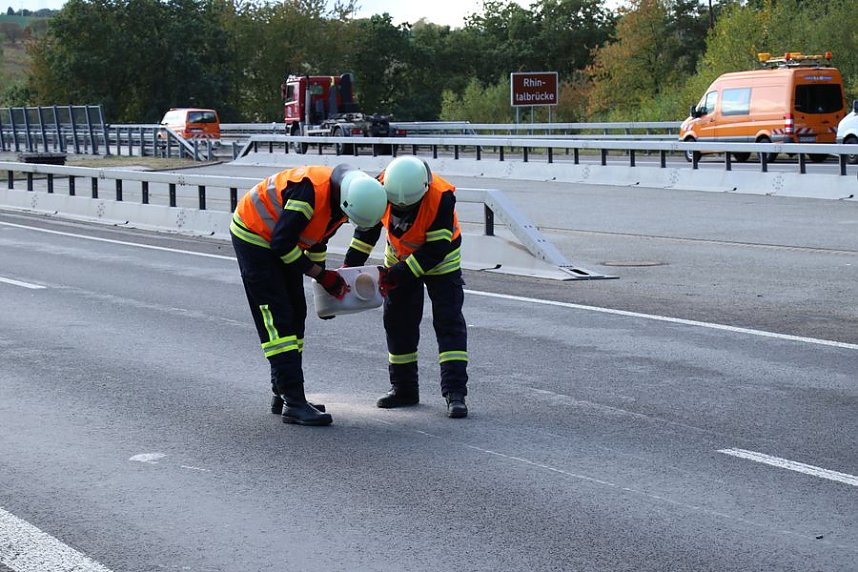 Gro&szlig;&uuml;bung im H&ouml;llbergtunnel