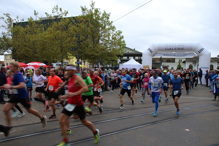15. Nordh&auml;user City-Lauf gestartet