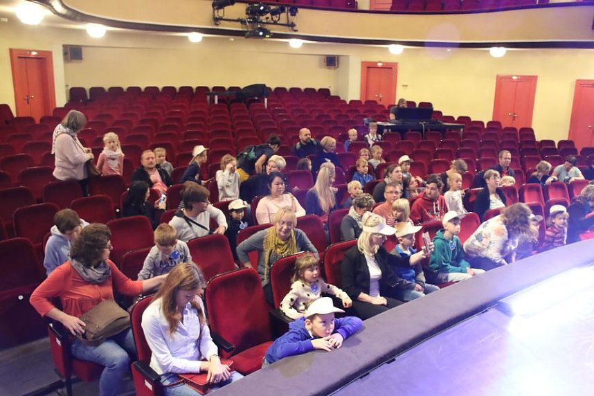 Maust&uuml;r&ouml;ffnertag am Theater Nordhausen