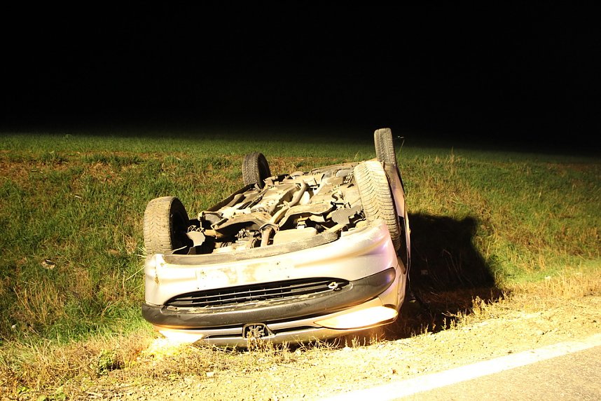 &Uuml;berschlagen und liegengeblieben