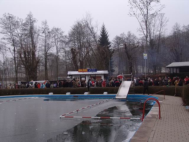 Neujahrsbaden in Neustadt