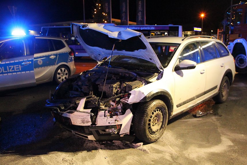 Crash auf der Kreuzung