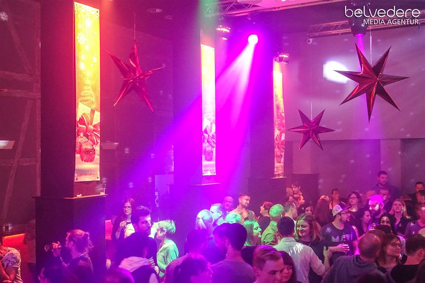 Party im Jugendclubhaus in Nordhausen - der Samstag