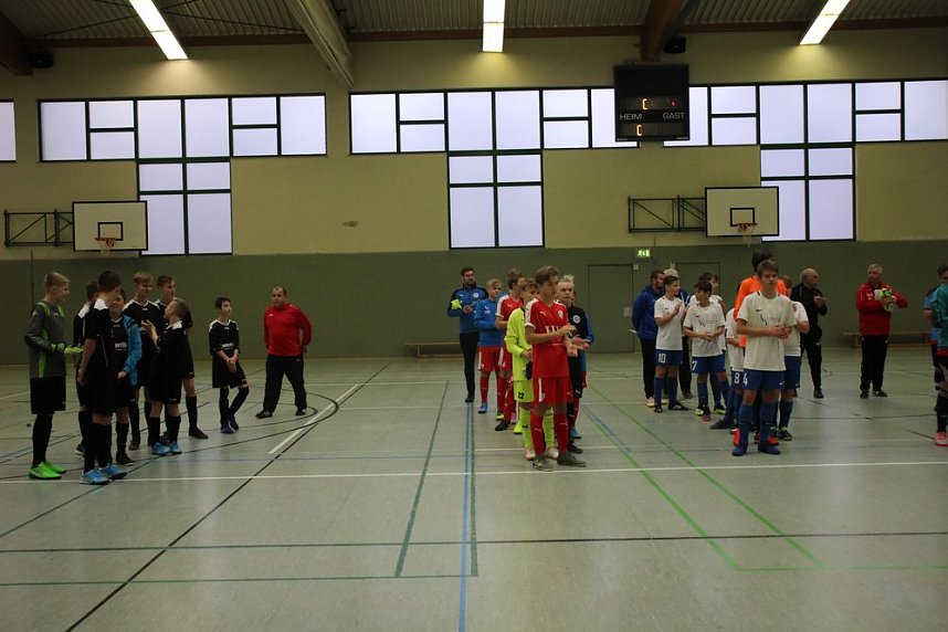 Hallenkreismeisterschaften der<b> C- und D- Junioren</b> statt und hier gibt es die Ergebnisse mit Bildergalerie bei der C-Jugend...