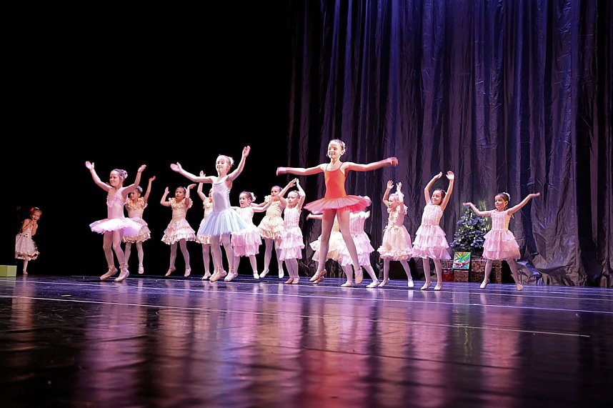 Tanzstudio Radeva im Theater