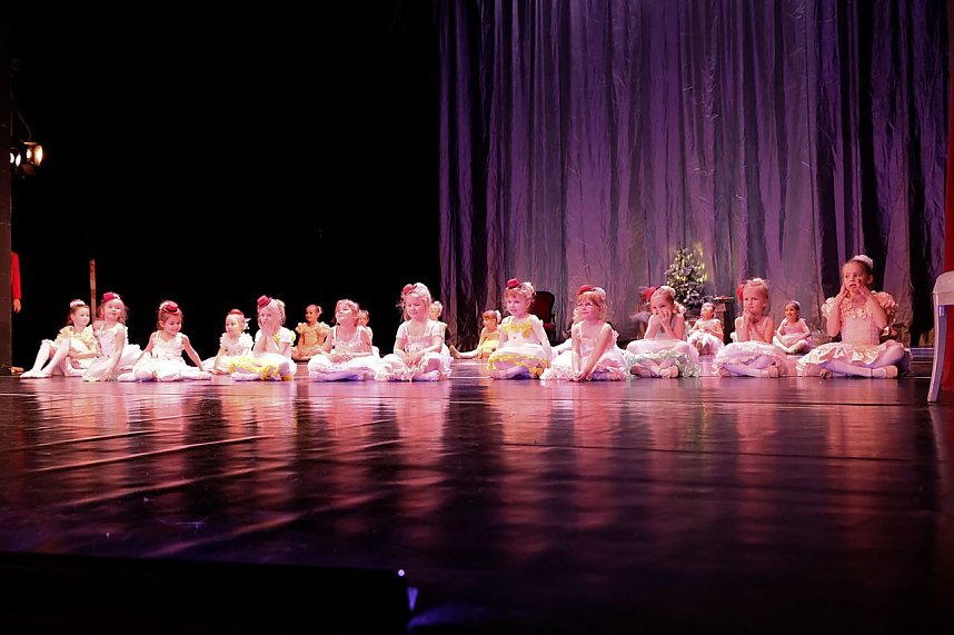 Tanzstudio Radeva im Theater