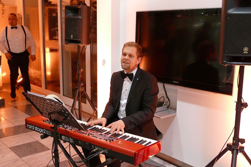 24. &Auml;rzte- Apothekerball