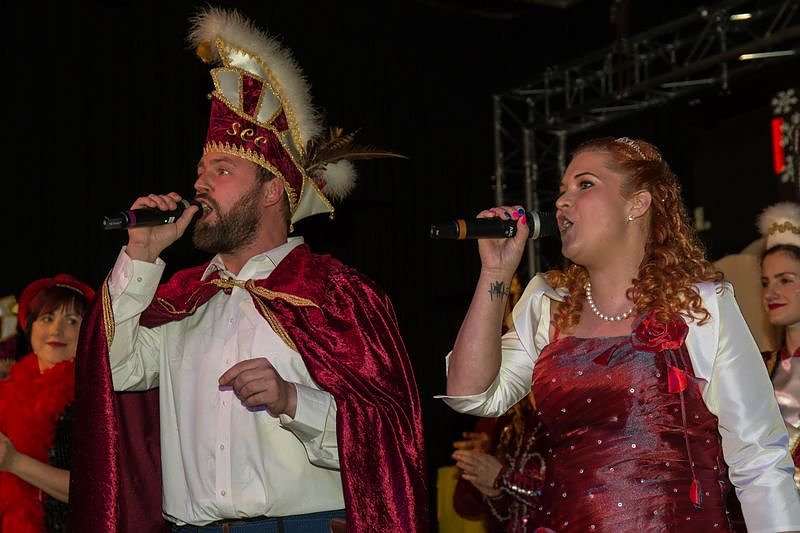 Salzaer N&auml;rrinnen und Narren feierten im Jugendclubhaus